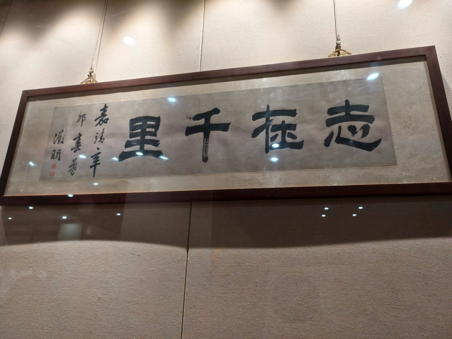 图片2|500